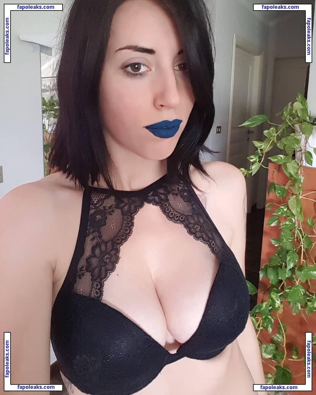 Lauramunay nude photo #0033 from OnlyFans