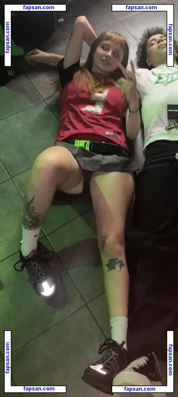 Laurasad голая фото #0004 с Онлифанс