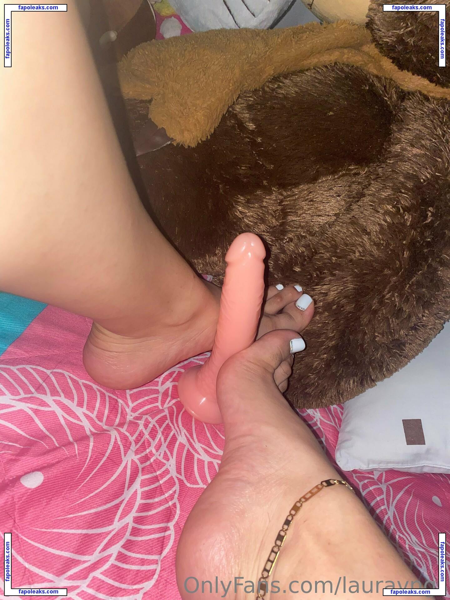 lauravngs nude photo #0009 from OnlyFans