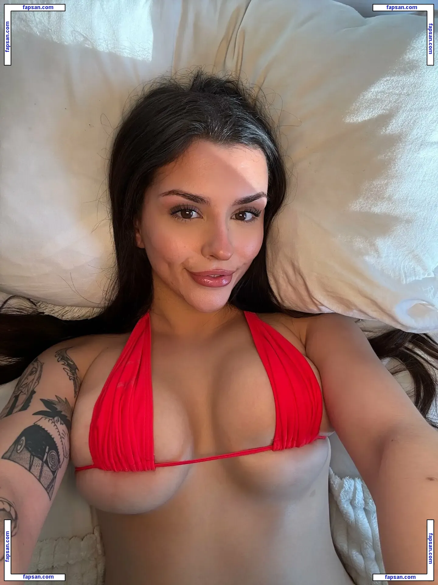 laurawaifuu nude photo #0075 from OnlyFans