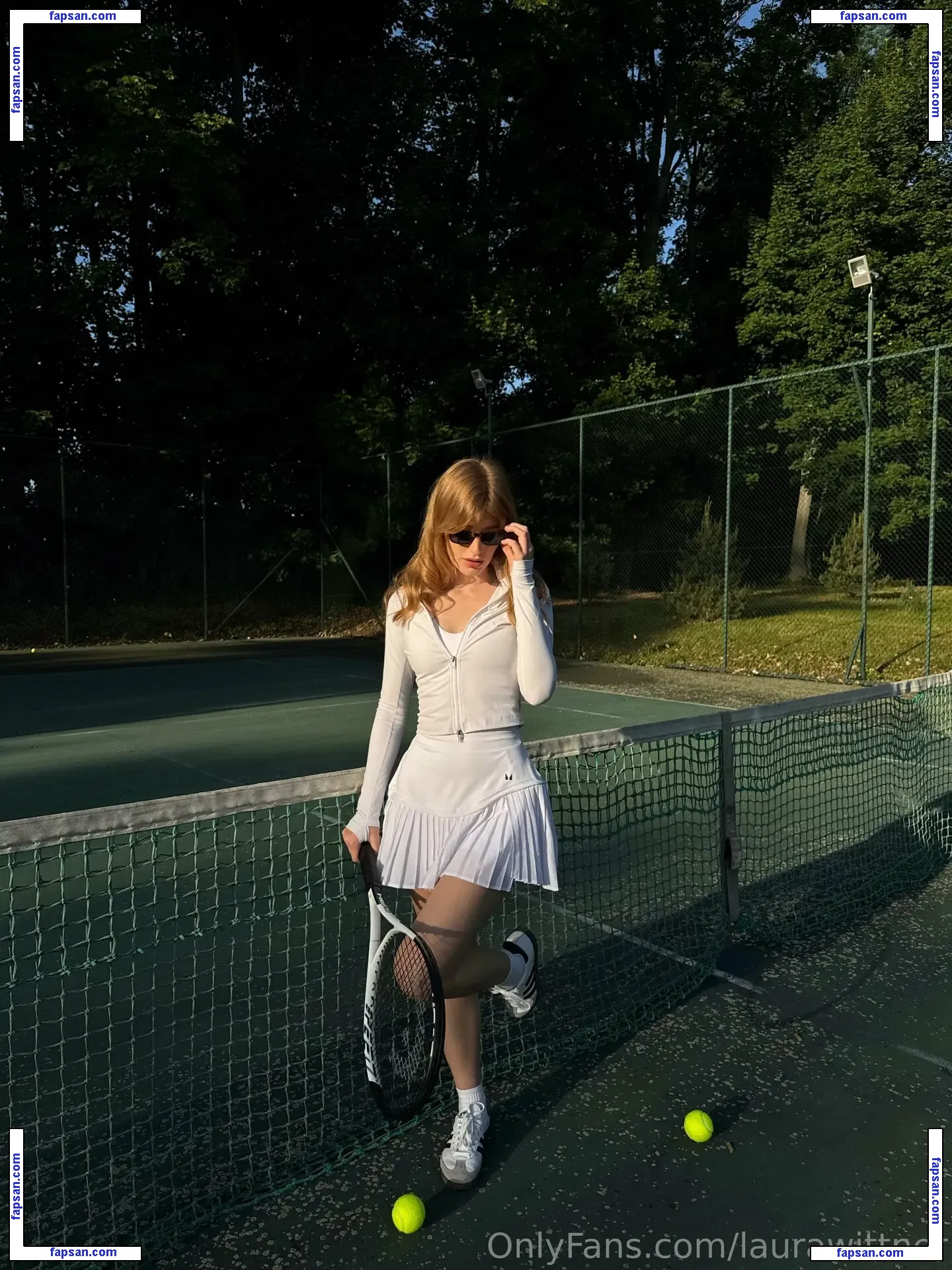 laurawittner nude photo #0033 from OnlyFans
