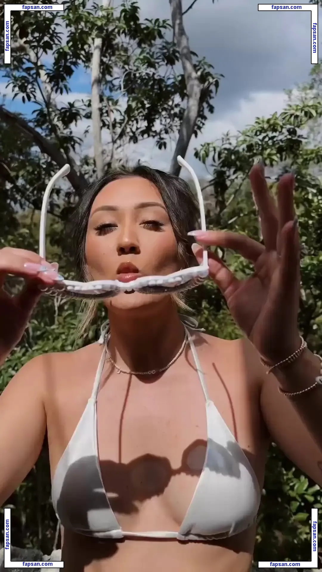 LaurDIY nude photo #0125 from OnlyFans