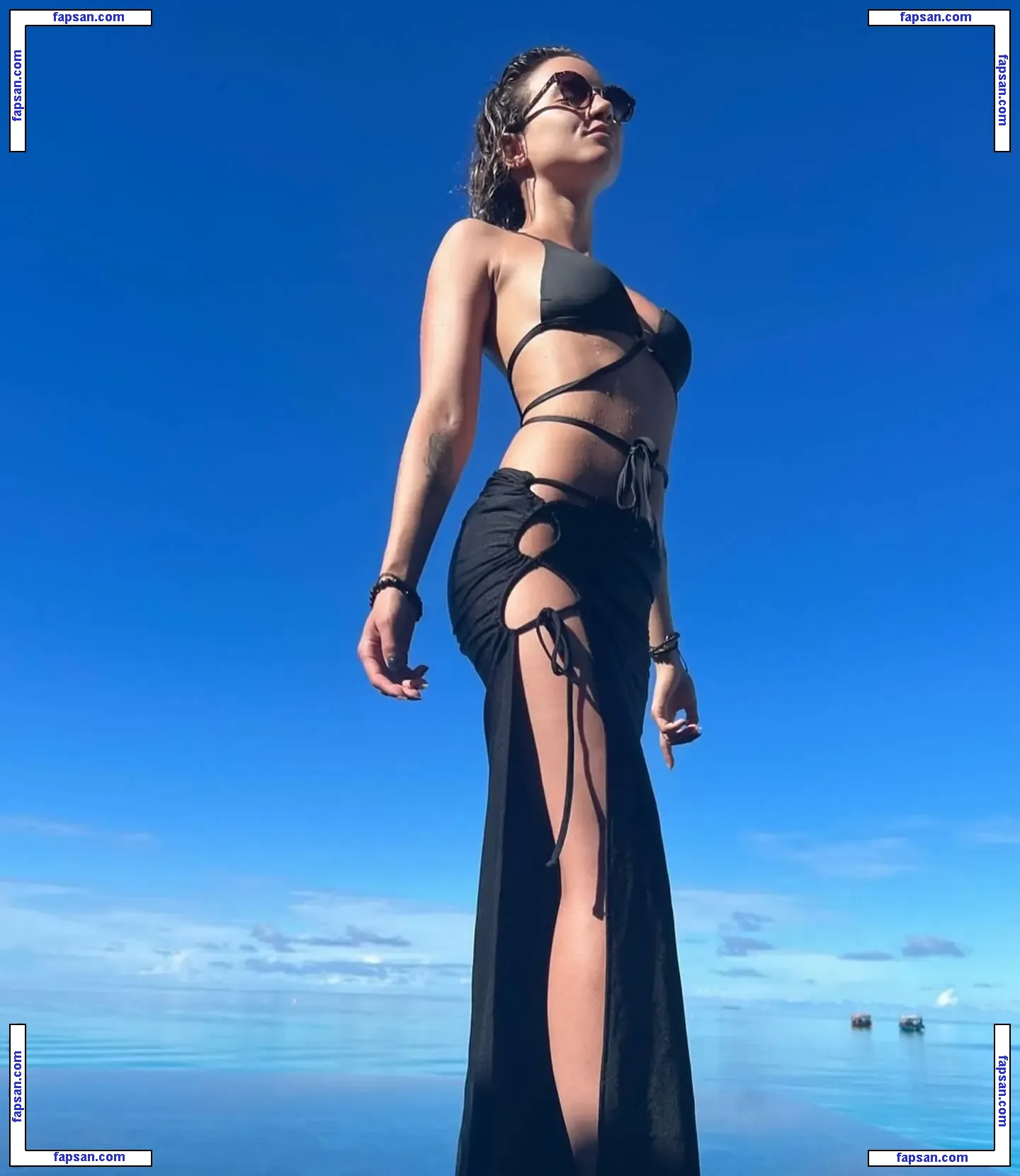 Laure Valée nude photo #0090 from OnlyFans