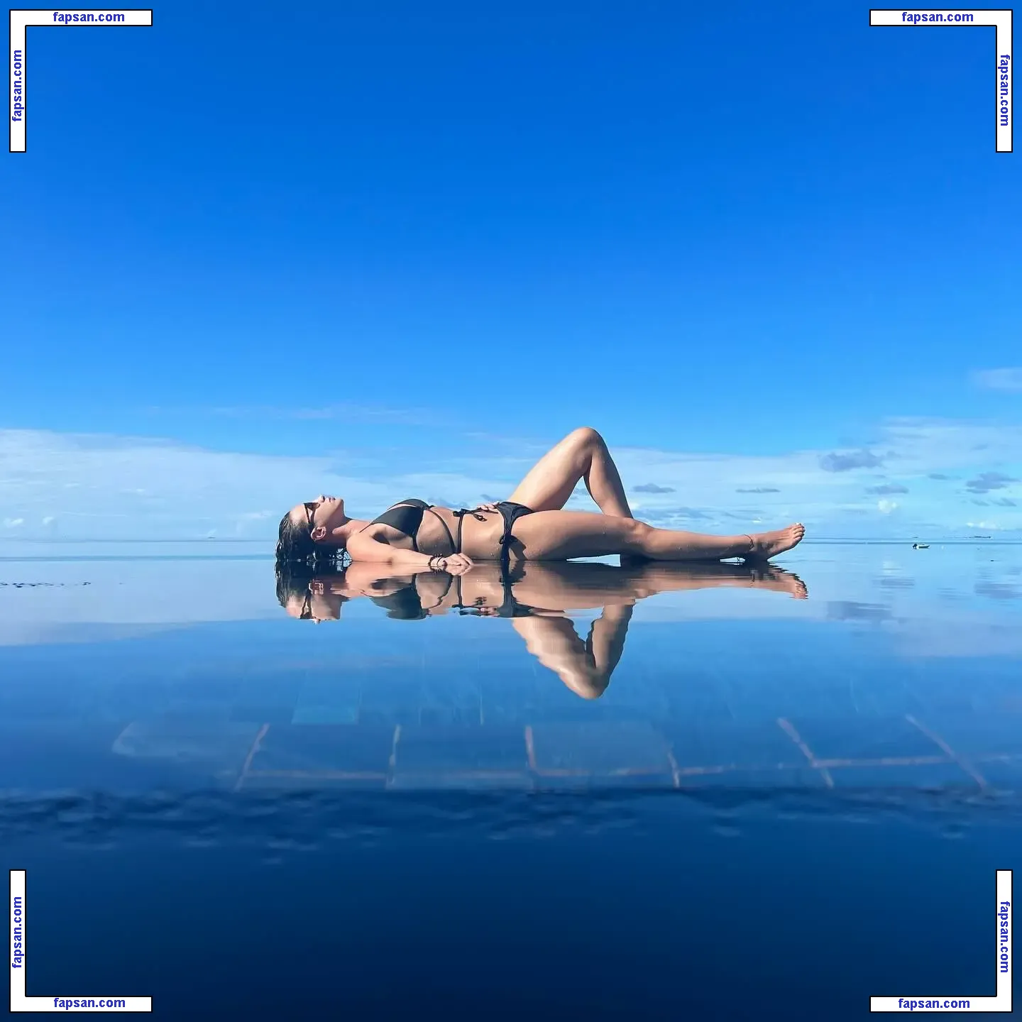 Laure Valée nude photo #0092 from OnlyFans