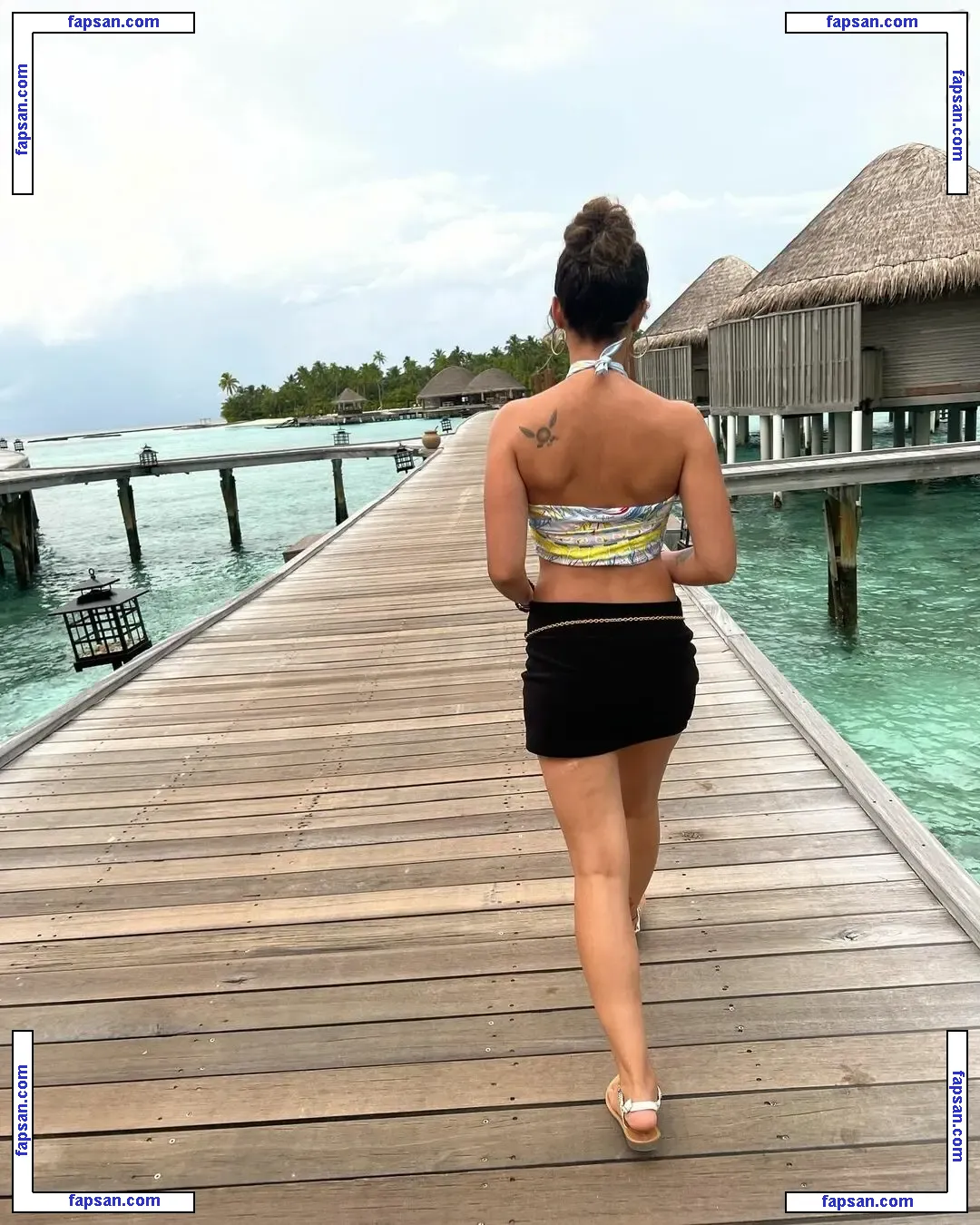 Laure Valée nude photo #0095 from OnlyFans