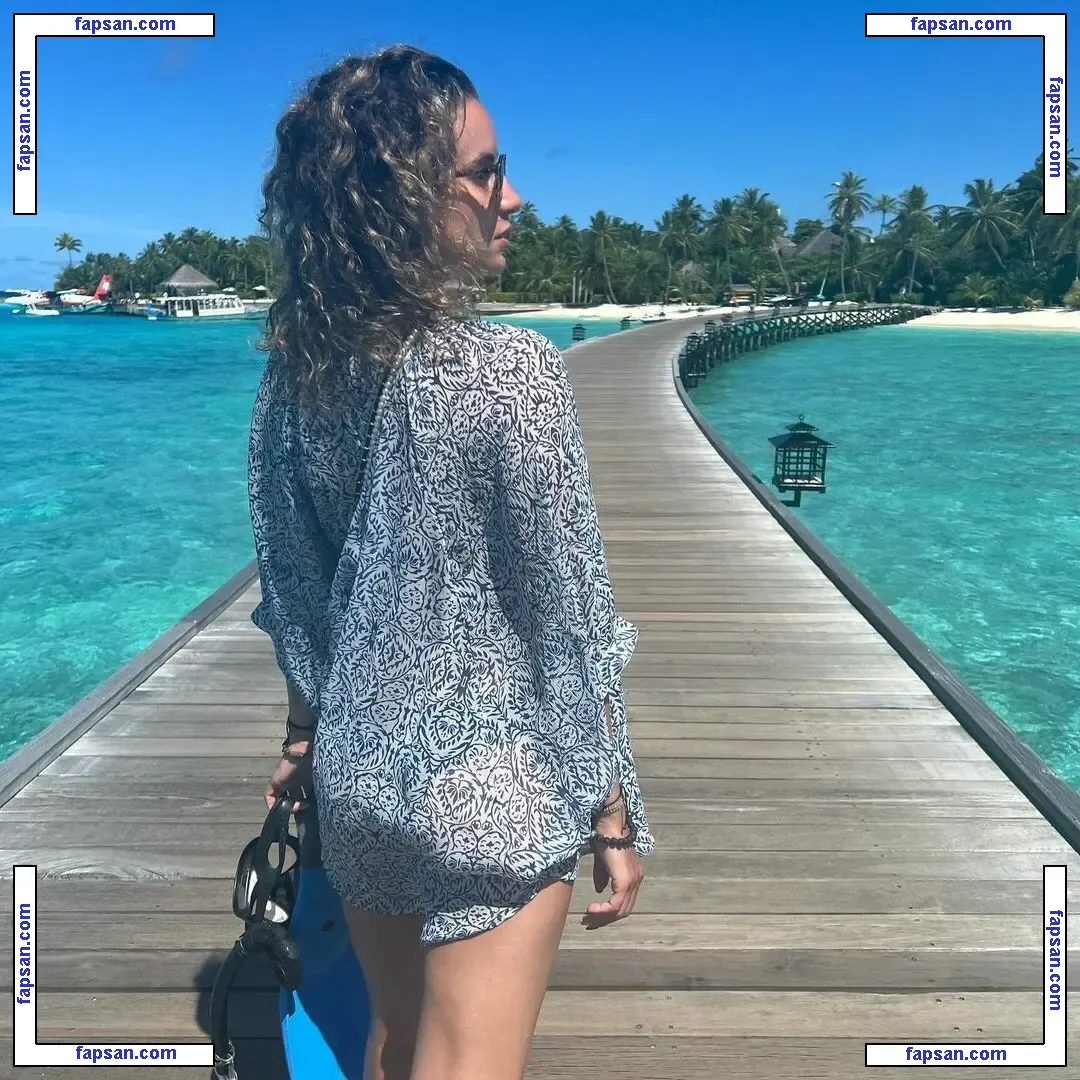 Laure Valée nude photo #0097 from OnlyFans