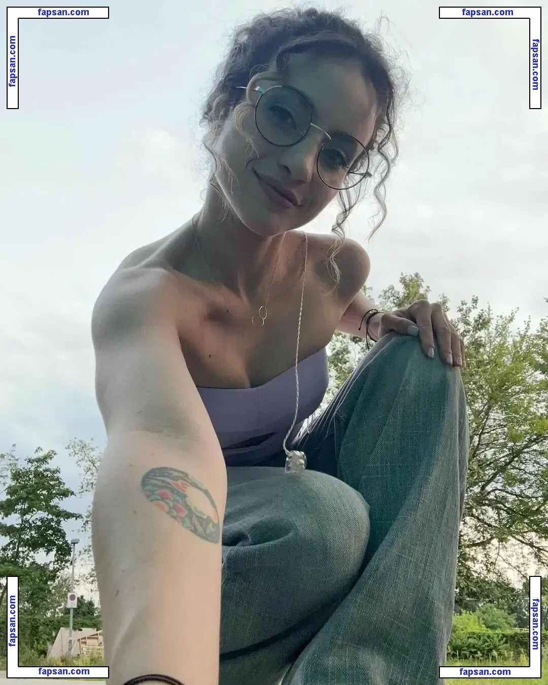 Laure Valée nude photo #0173 from OnlyFans