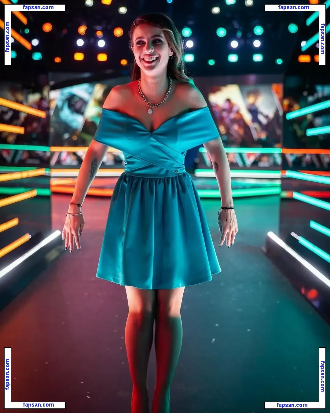 Laure Valée nude photo #0178 from OnlyFans