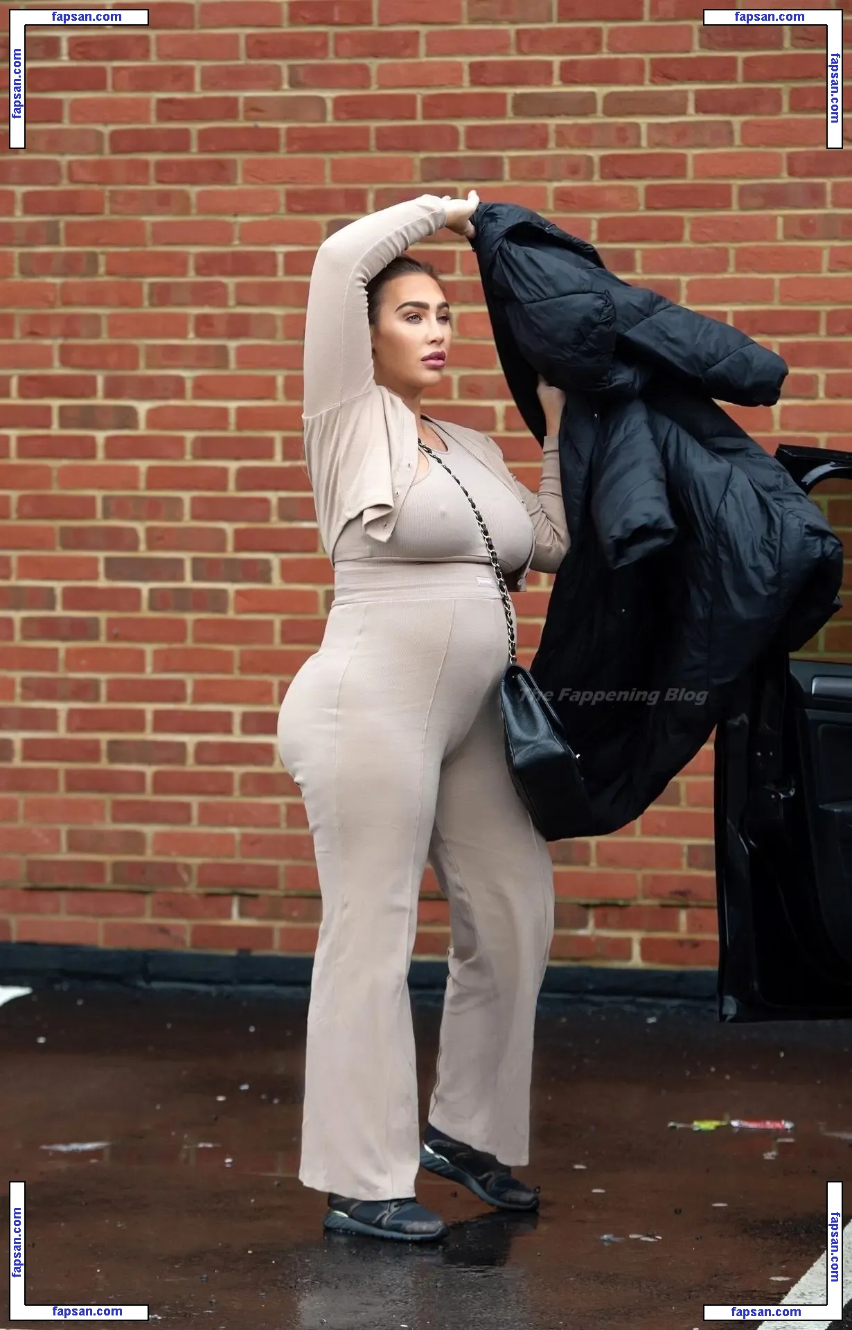 Lauren Goodger nude photo #0766 from OnlyFans