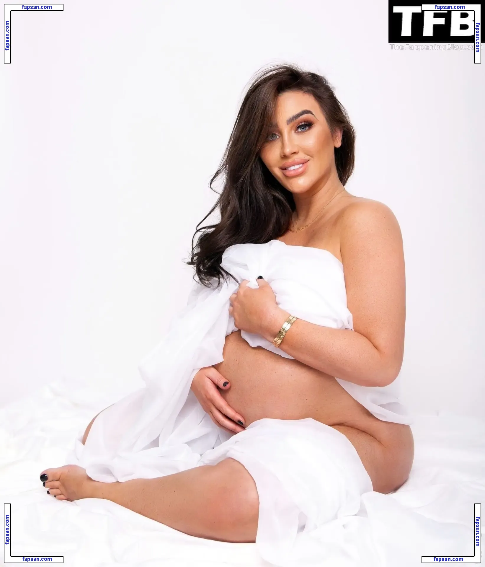 Lauren Goodger nude photo #0871 from OnlyFans