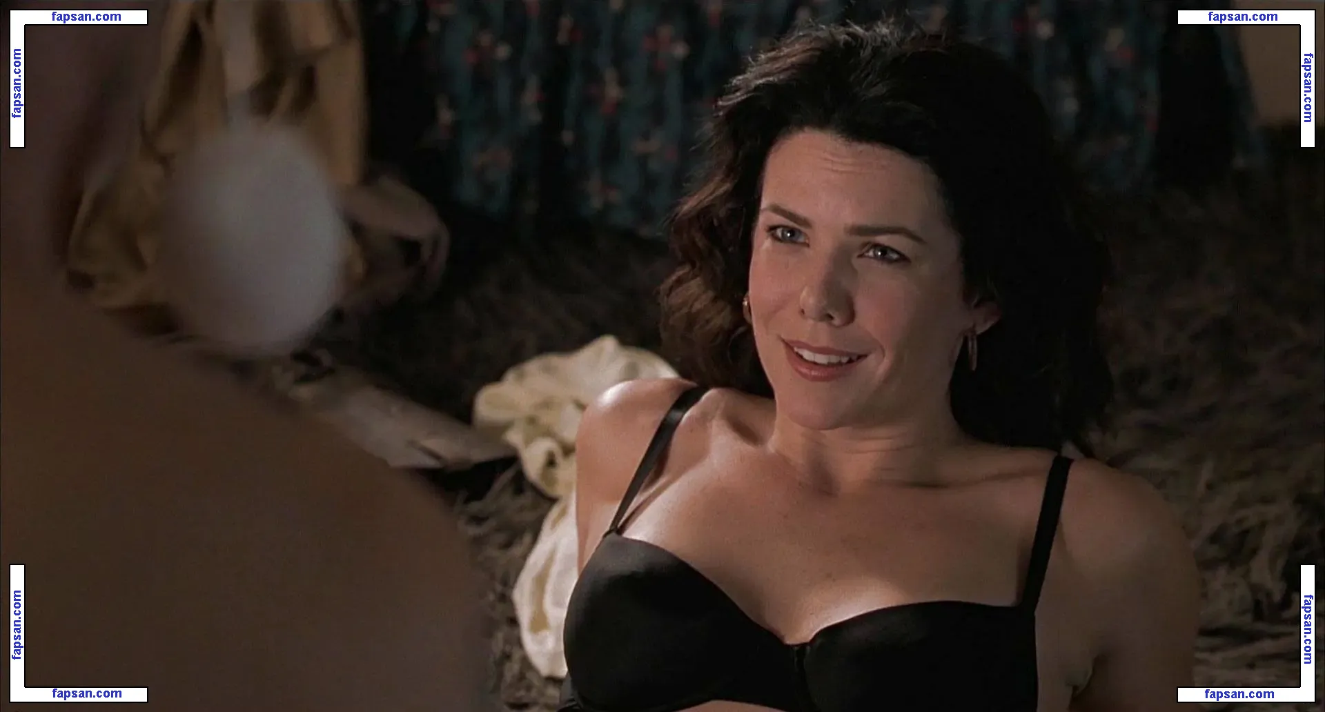 Lauren Graham nude photo #0014 from OnlyFans