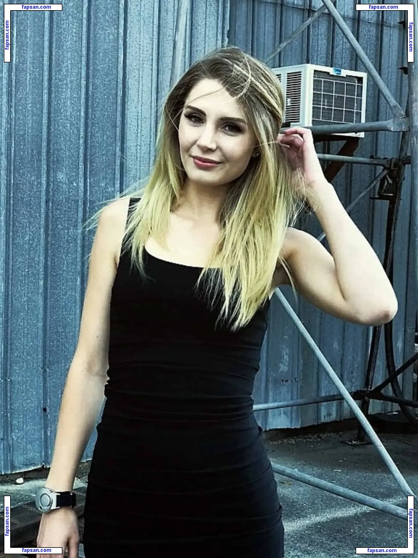 Lauren Southern голая фото #0034 с Онлифанс