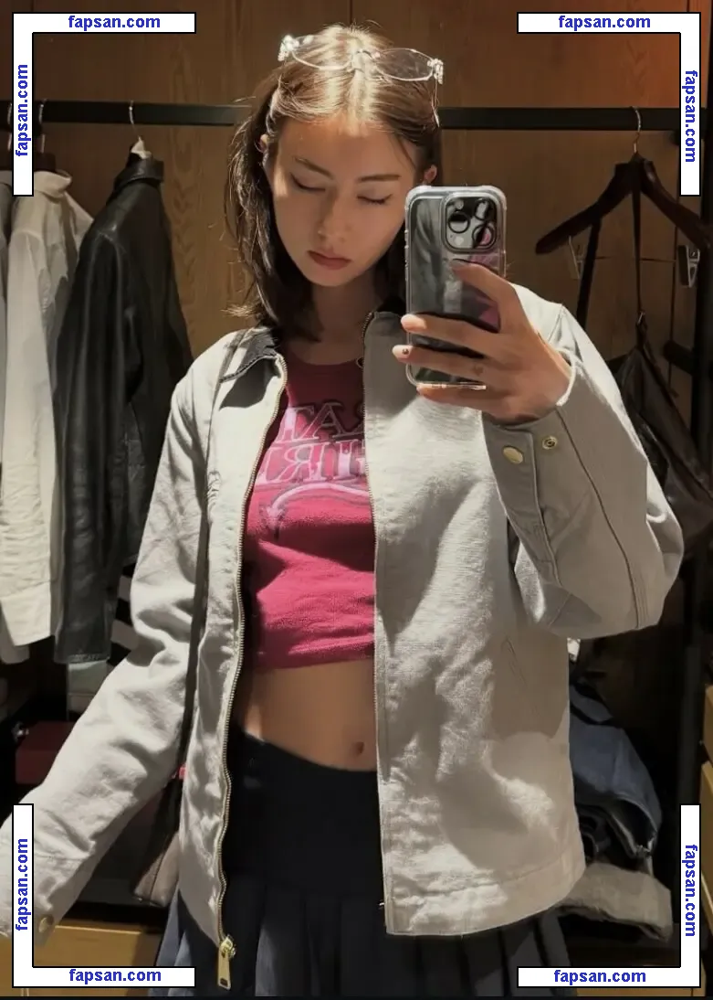 Lauren Tsai nude photo #0101 from OnlyFans