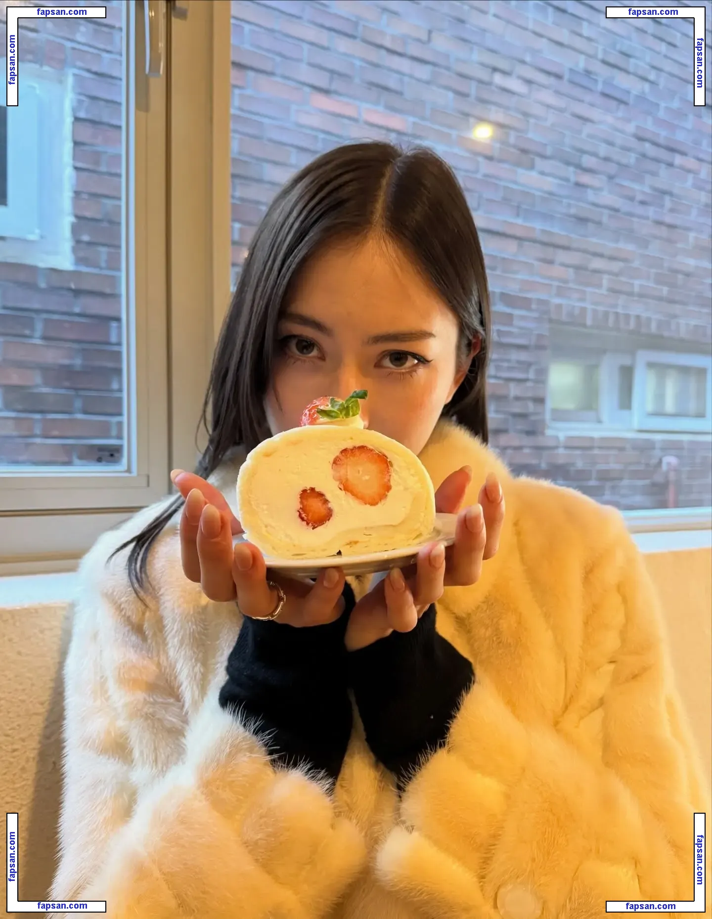 Lauren Tsai nude photo #0125 from OnlyFans