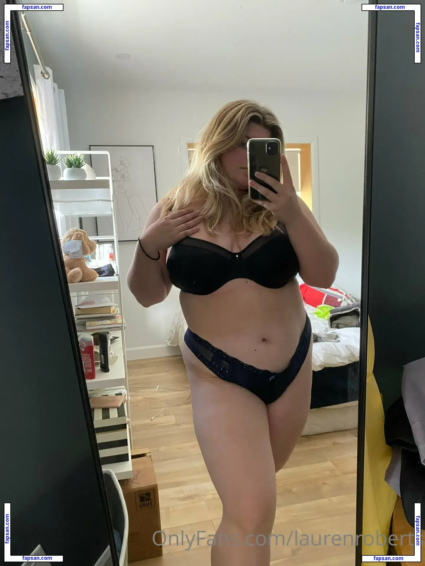 laurenroberts nude photo #0028 from OnlyFans