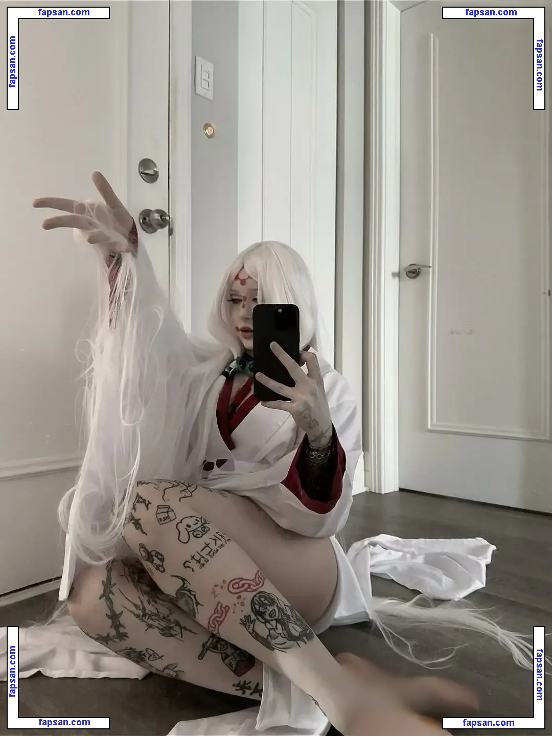 Laurinchhhe nude photo #0074 from OnlyFans