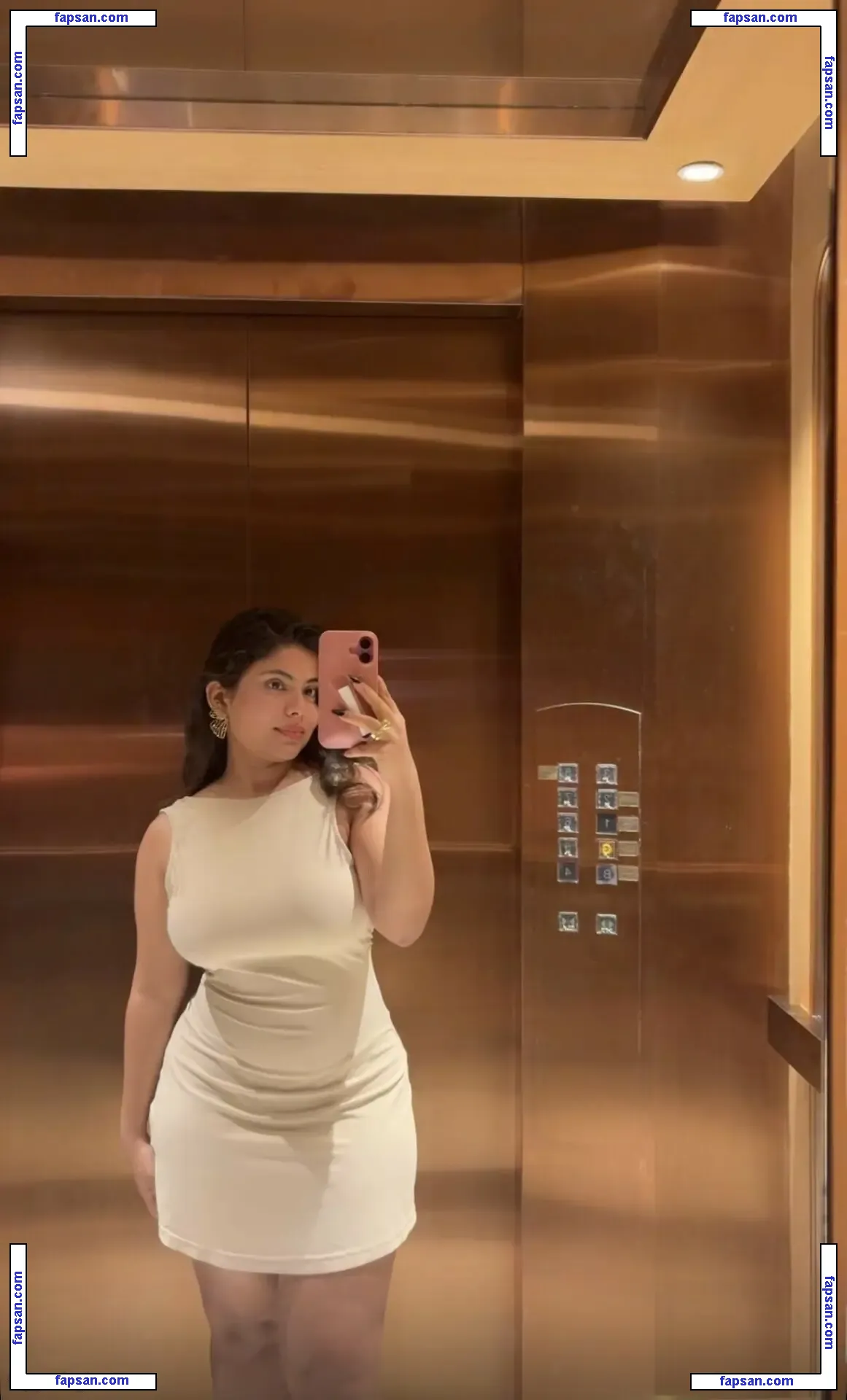 Lavanya Pandiya nude photo #0001 from OnlyFans