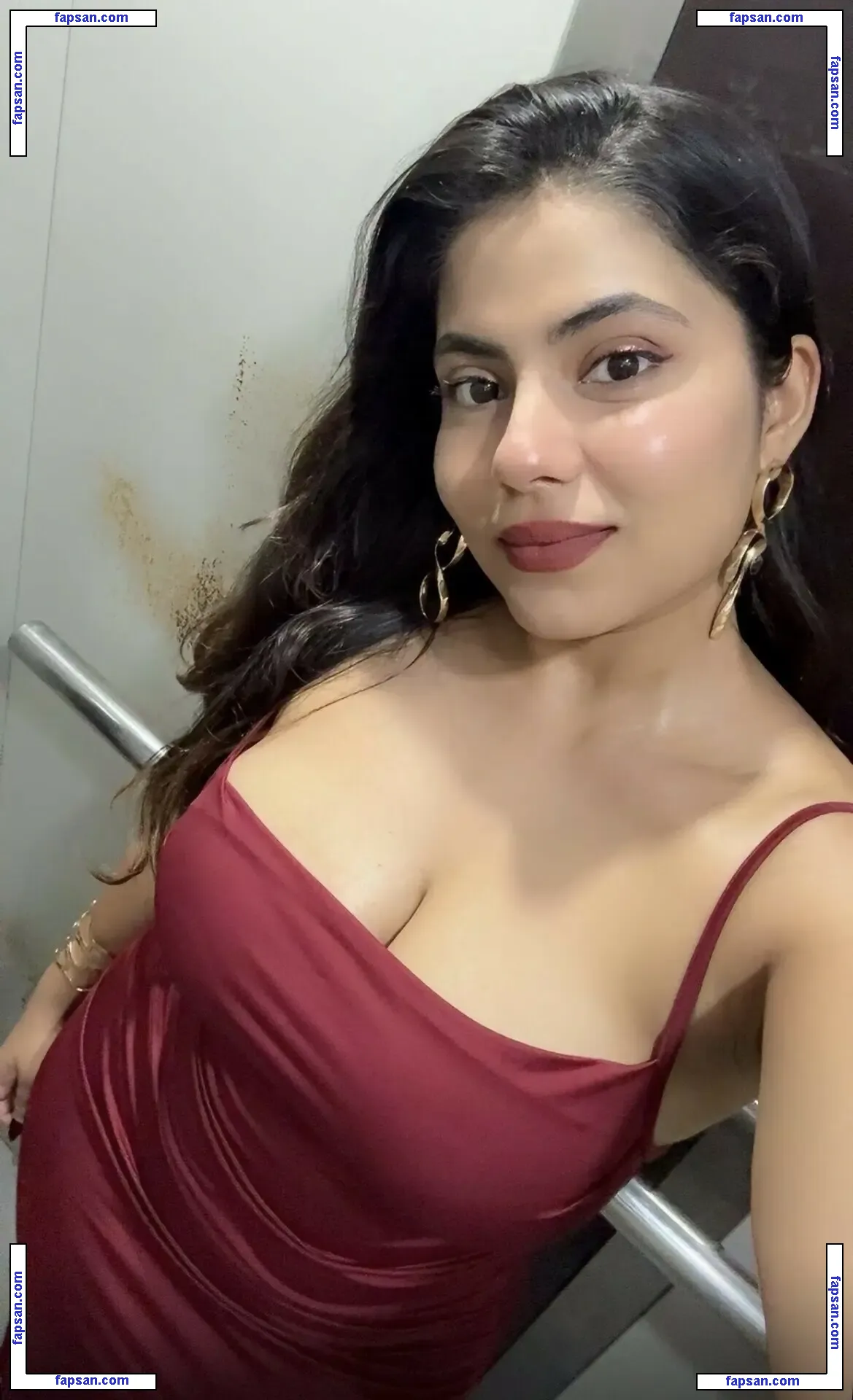 Lavanya Pandiya nude photo #0002 from OnlyFans