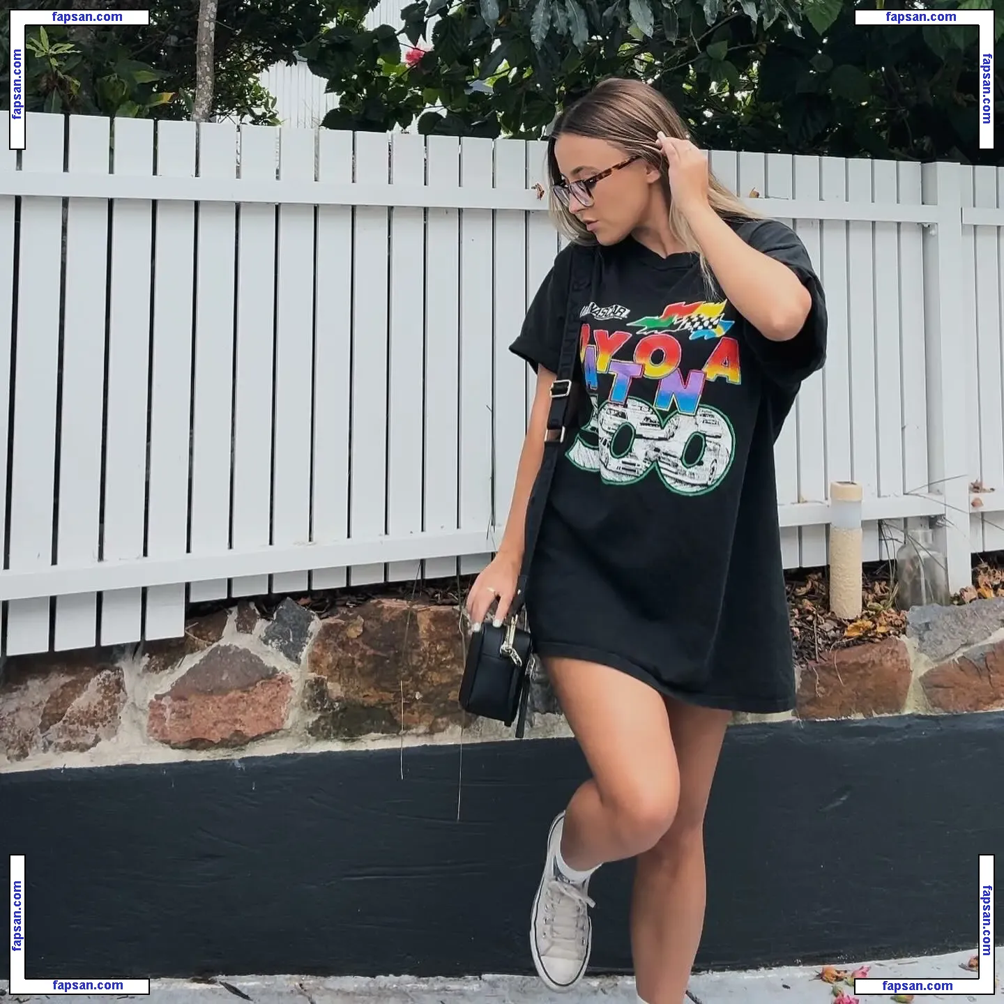 Lavender Baj nude photo #0041 from OnlyFans