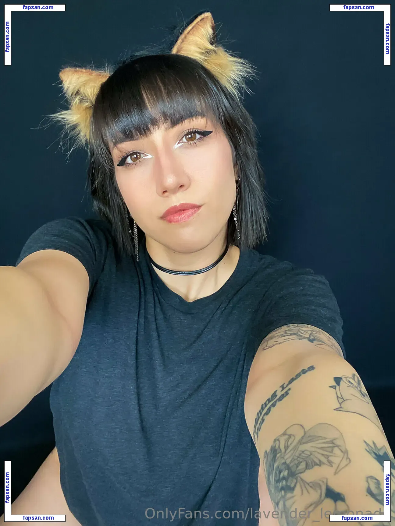 lavender_lemonade nude photo #0009 from OnlyFans