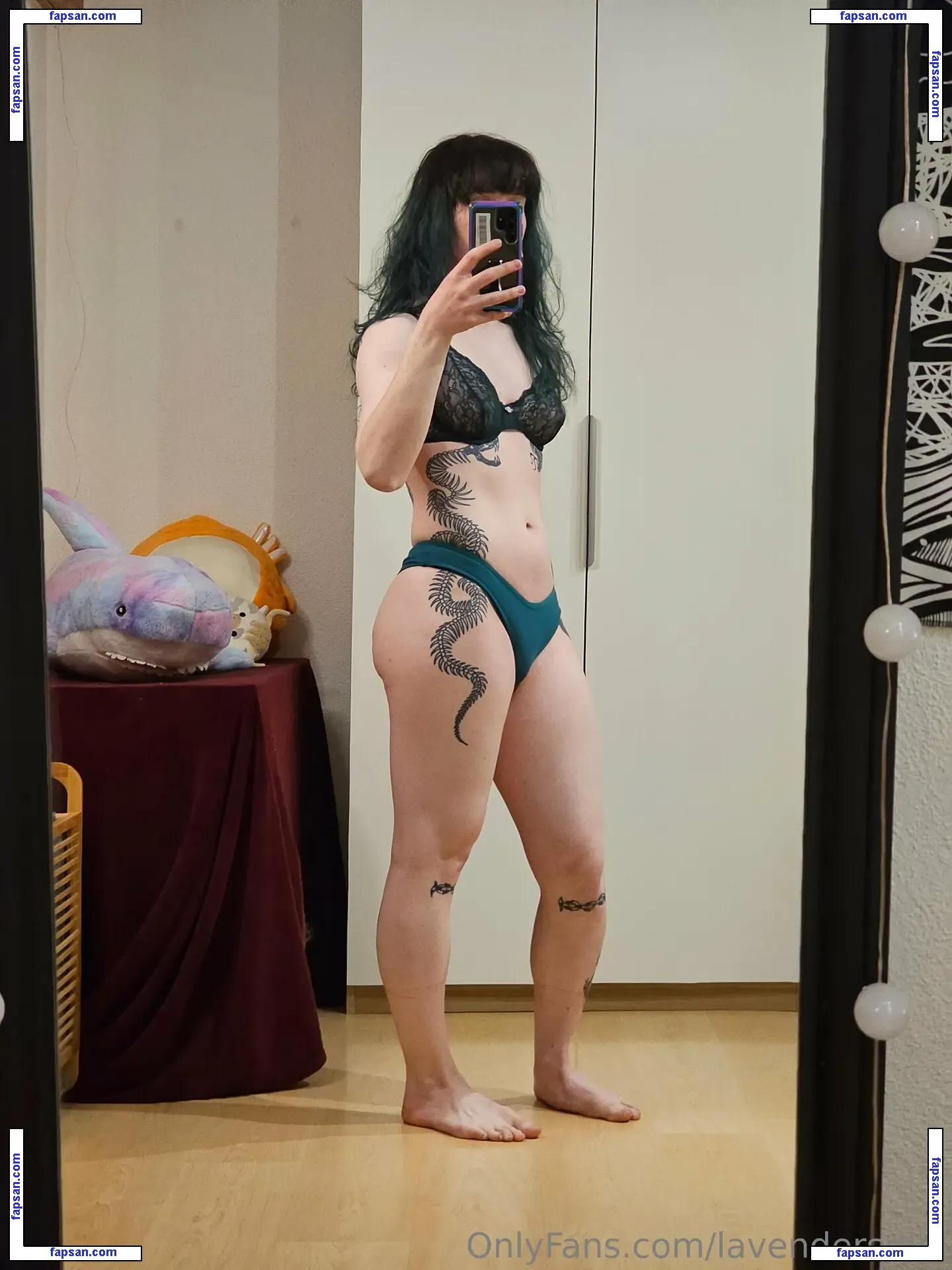 Lavendersmol nude photo #0021 from OnlyFans