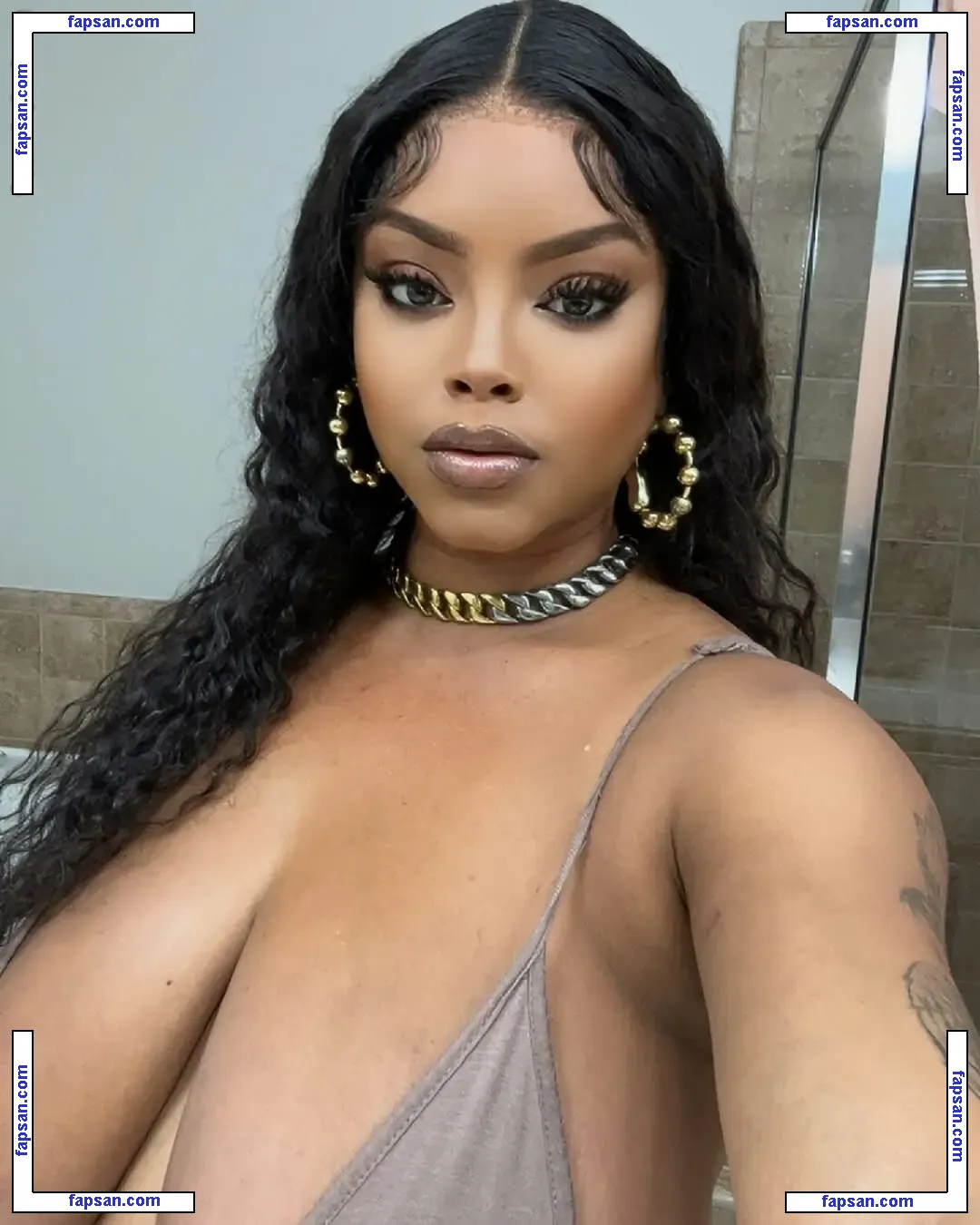Lavish Styles nude photo #0021 from OnlyFans