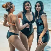 Lavishya Ratti голая #0008