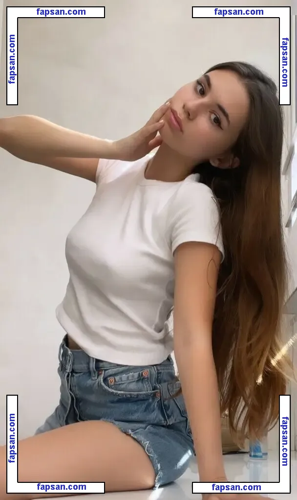 Lawwender голая фото #0012 с Онлифанс