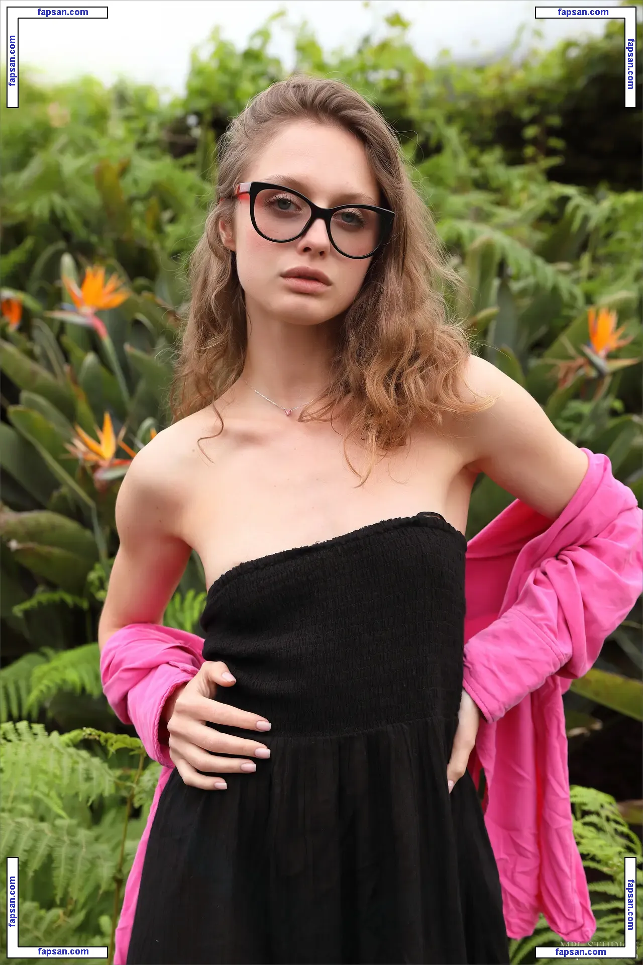 layanadevis nude photo #0303 from OnlyFans