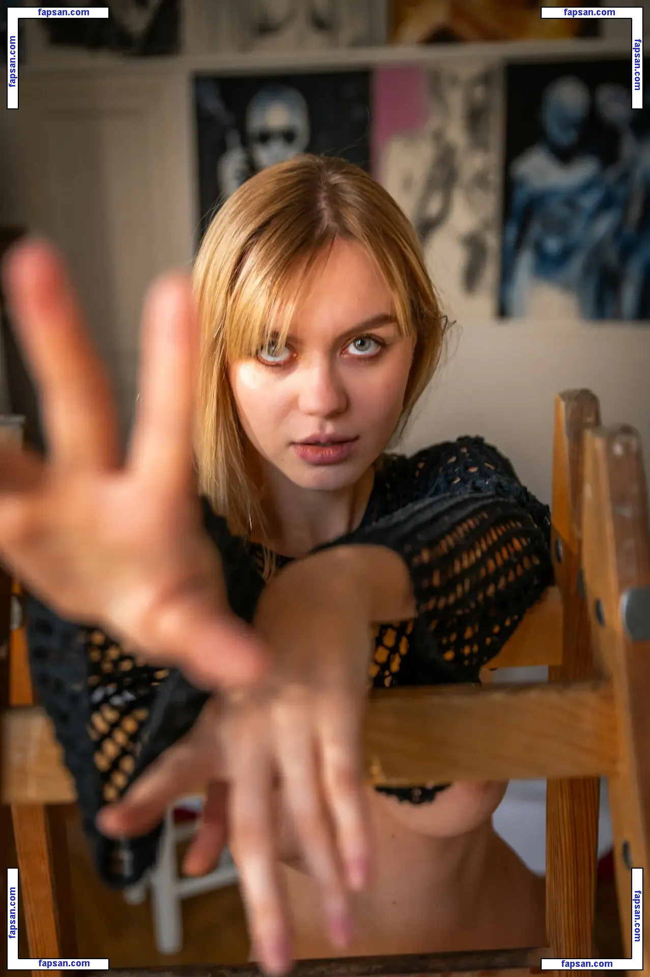 layanadevis голая фото #0630 с Онлифанс