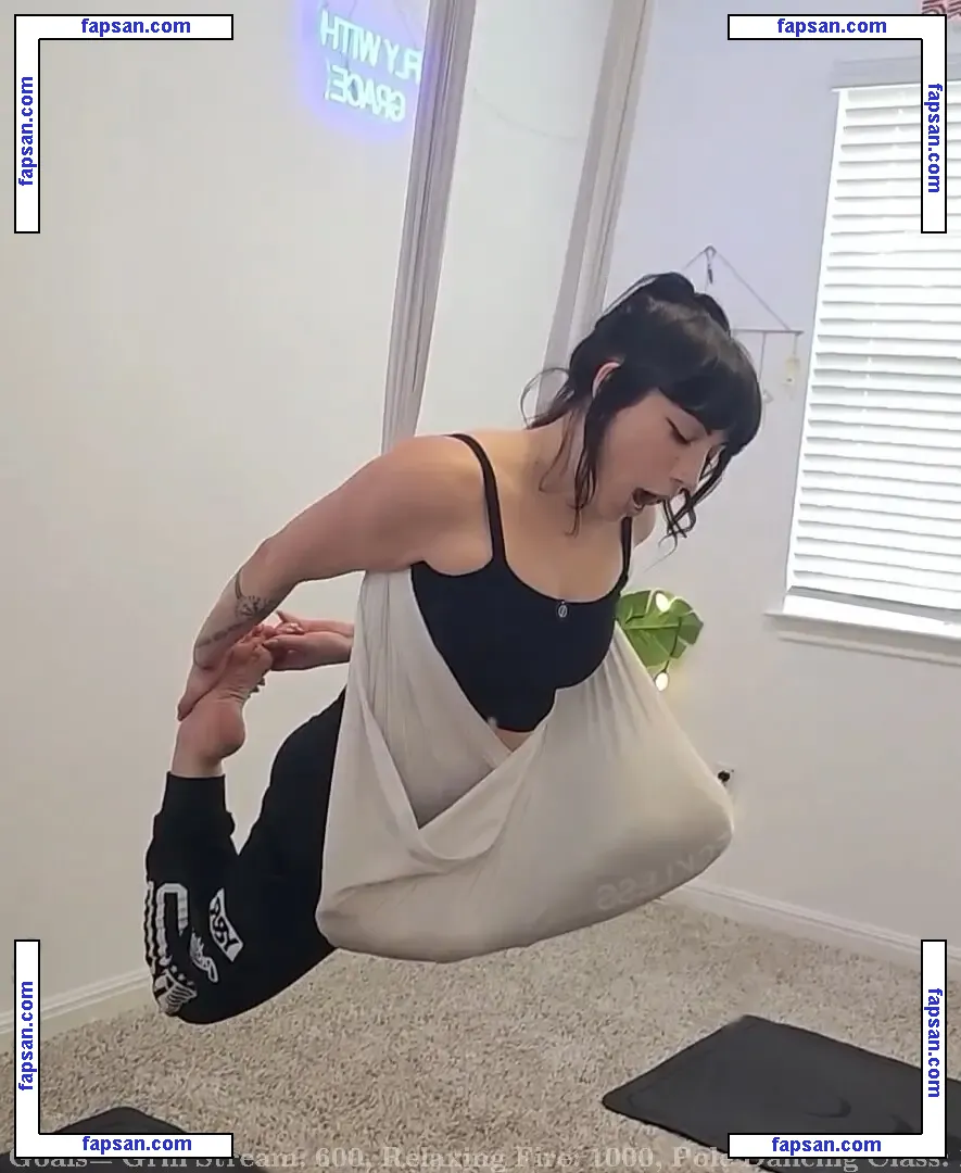 Layna Lazar nude photo #0152 from OnlyFans