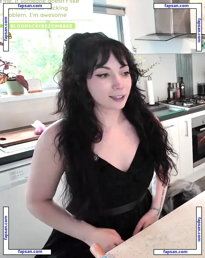 Layna Lazar nude photo #0170 from OnlyFans