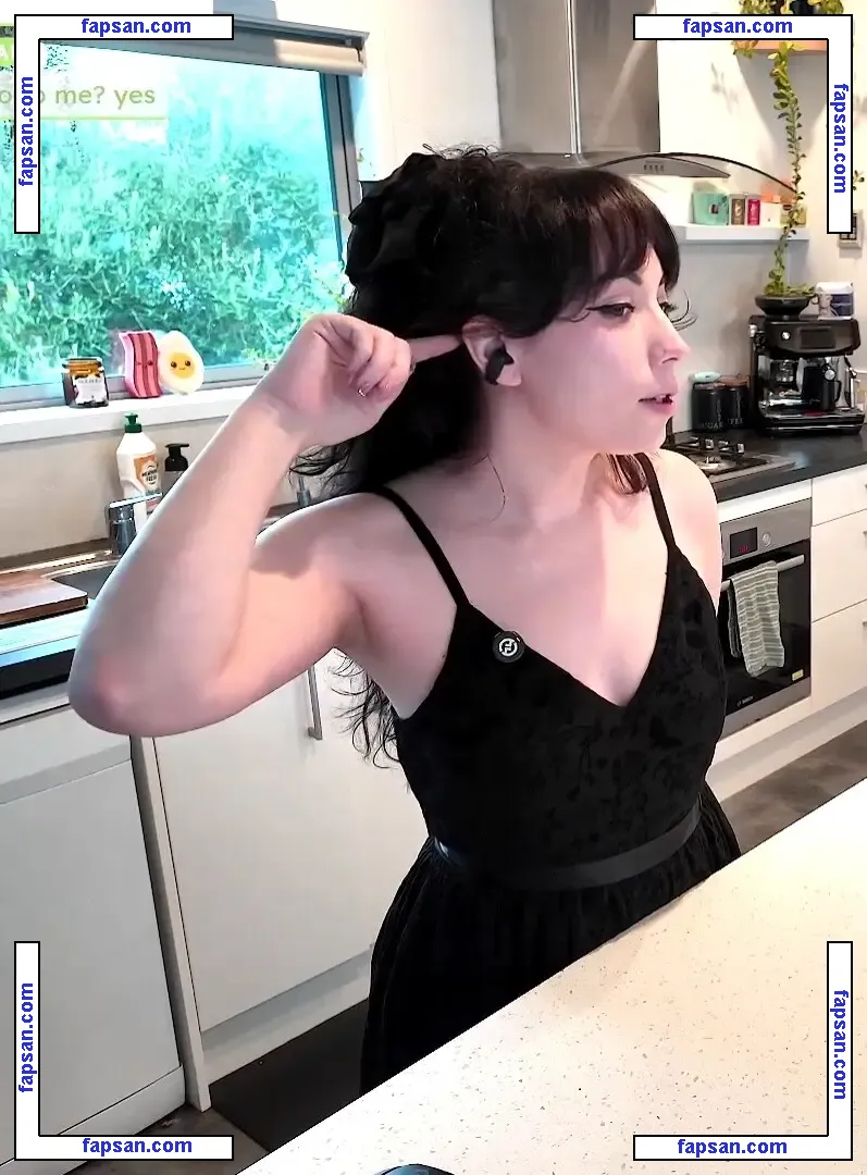 Layna Lazar nude photo #0173 from OnlyFans