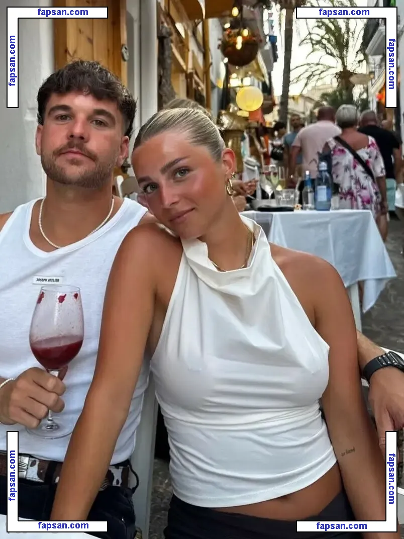 Lea Breuer nude photo #0064 from OnlyFans