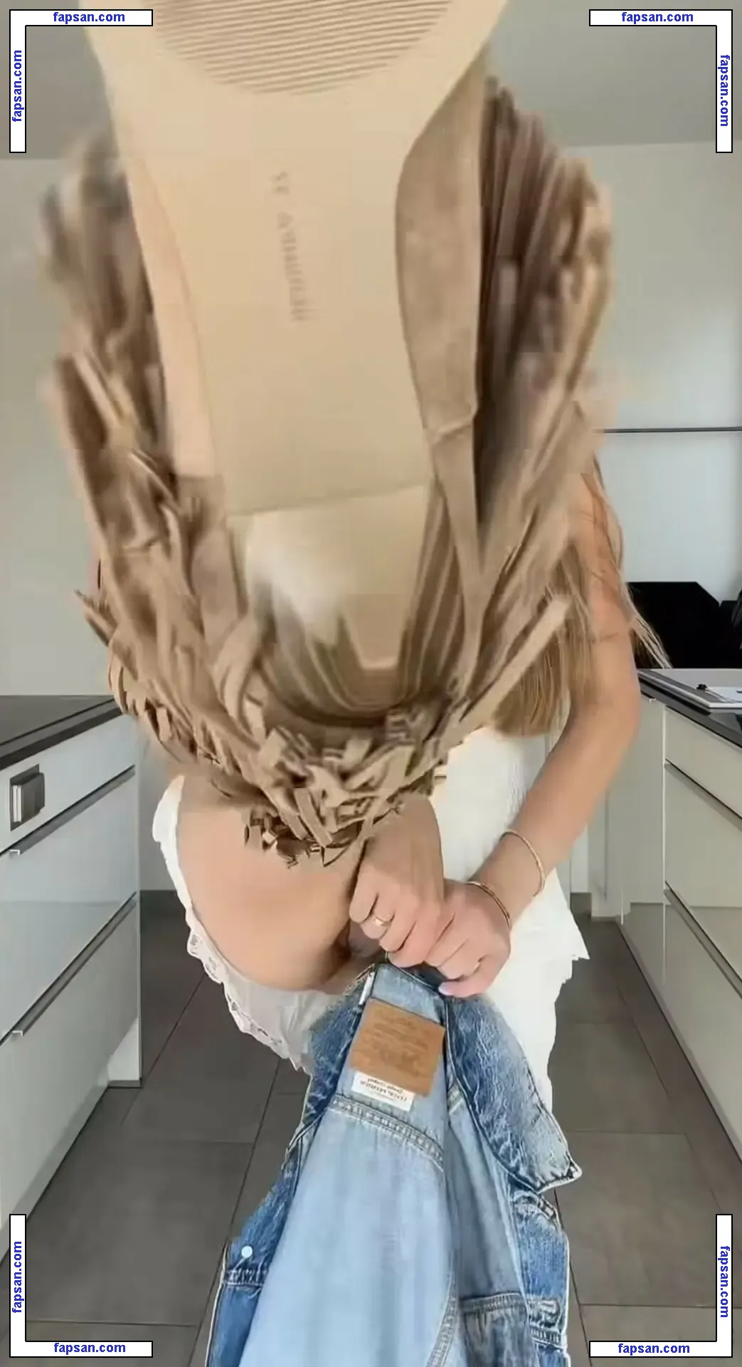 Lea Katharina nude photo #0001 from OnlyFans