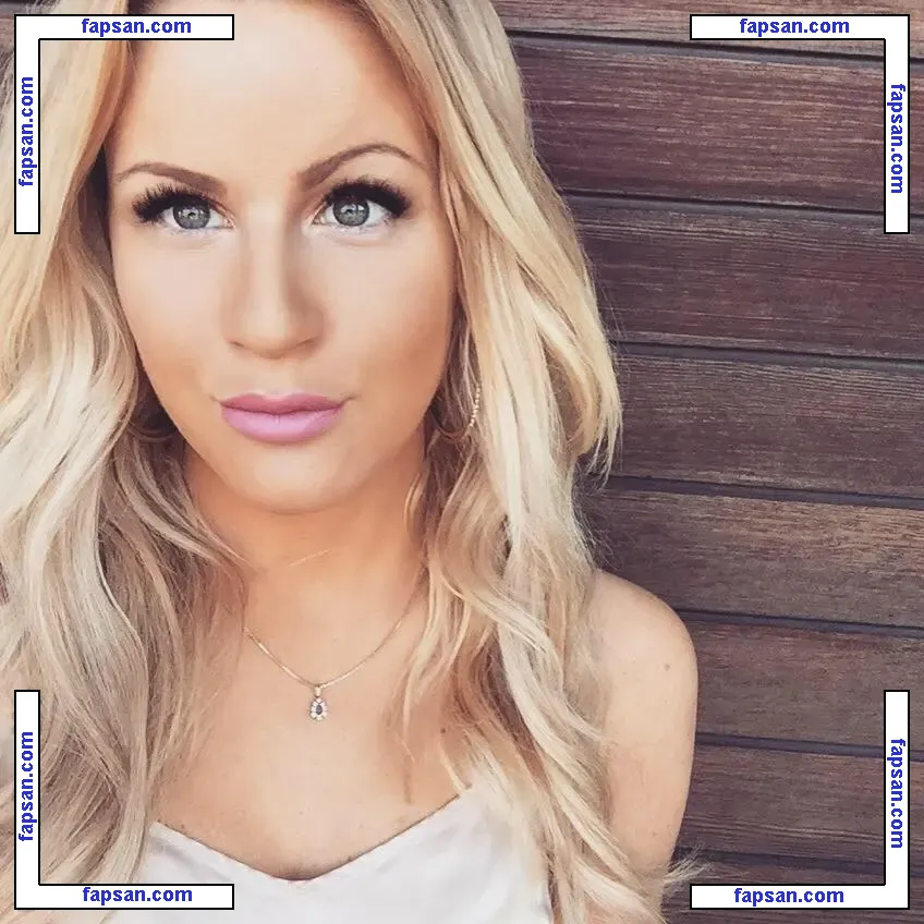 Lea Rosenboom голая фото #0019 с Онлифанс