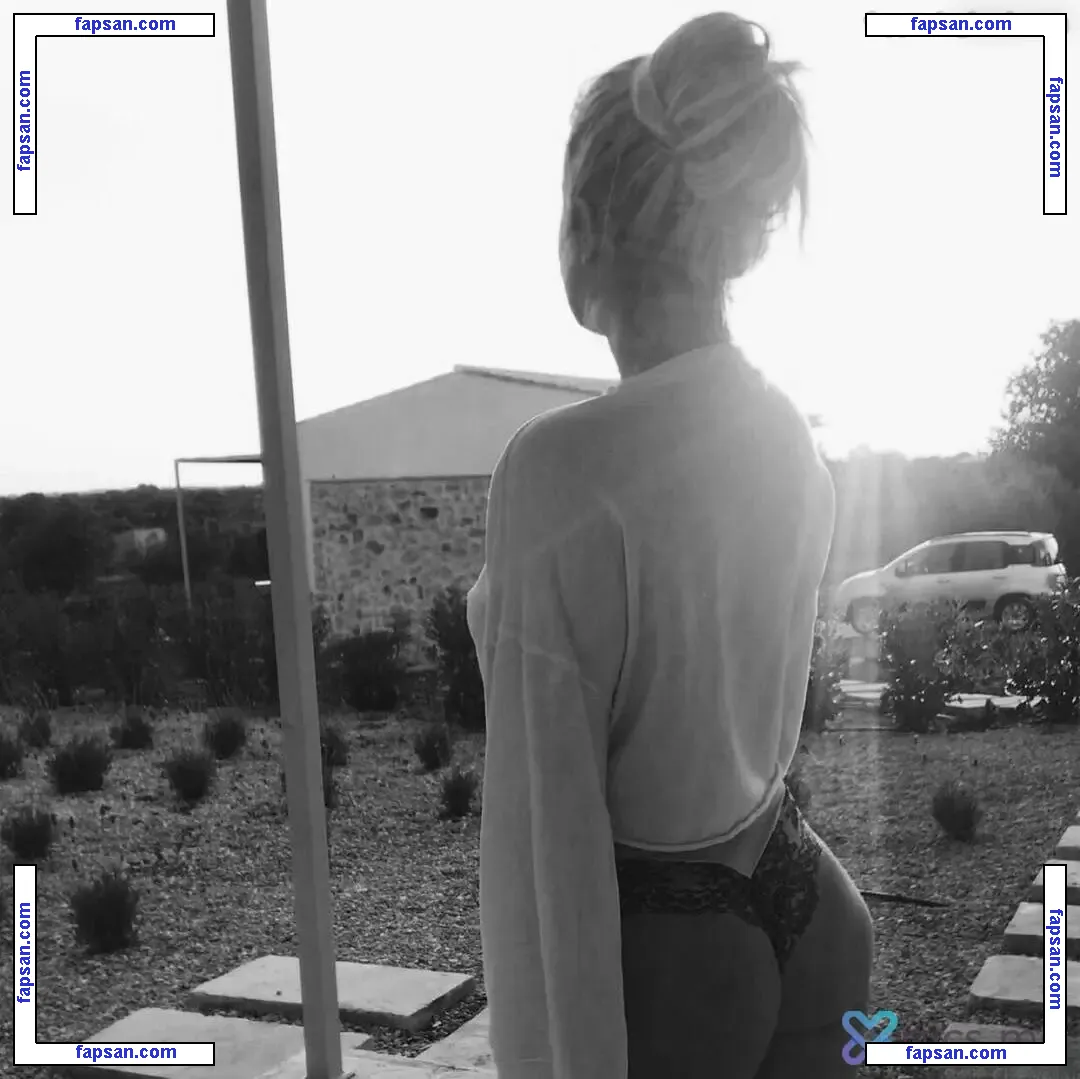 Lea Rosenboom голая фото #0026 с Онлифанс