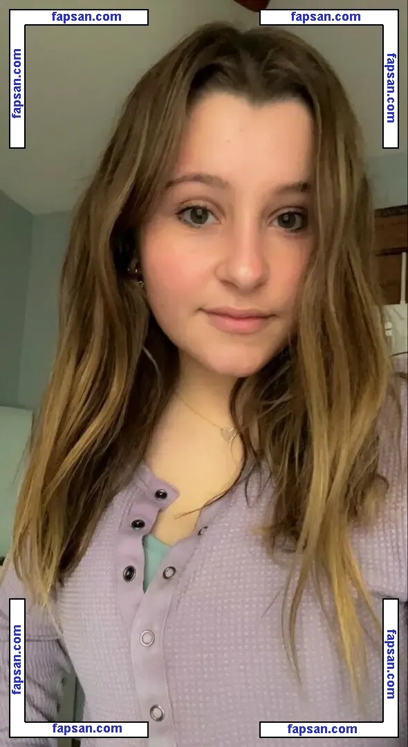 Leach Julie голая фото #0001 с Онлифанс