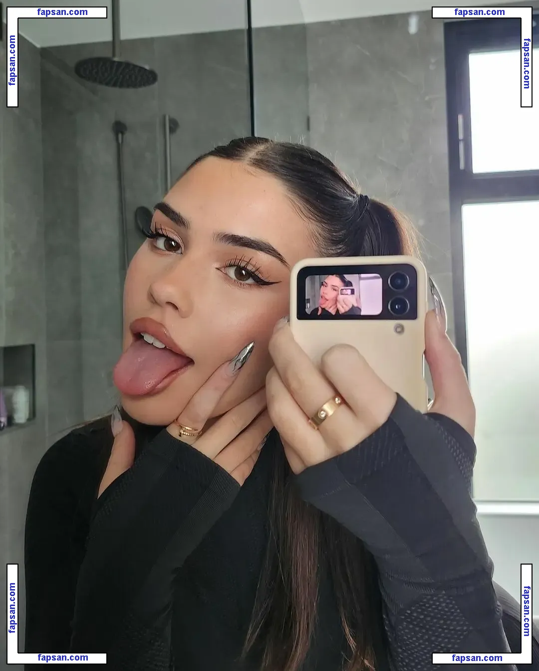 Leah Halton nude photo #0016 from OnlyFans