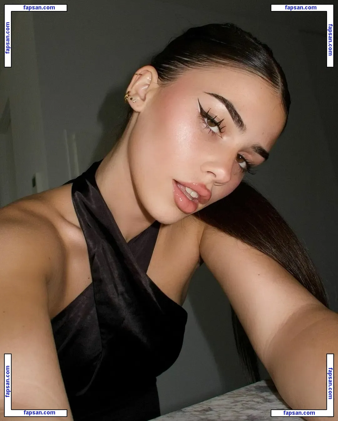 Leah Halton nude photo #0024 from OnlyFans