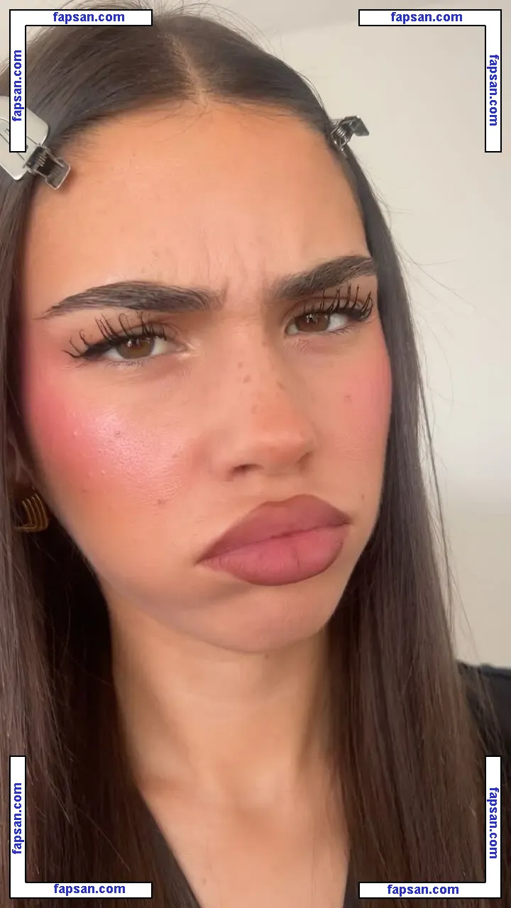 Leah Halton nude photo #0305 from OnlyFans