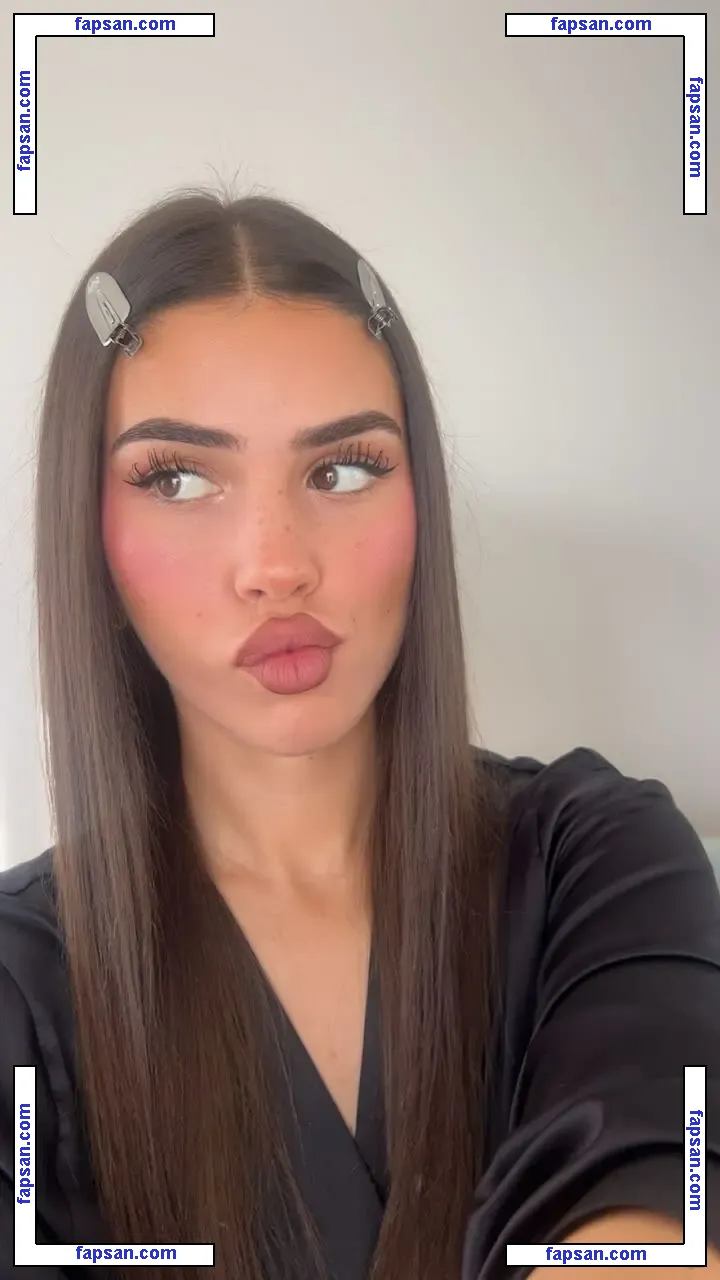 Leah Halton nude photo #0319 from OnlyFans
