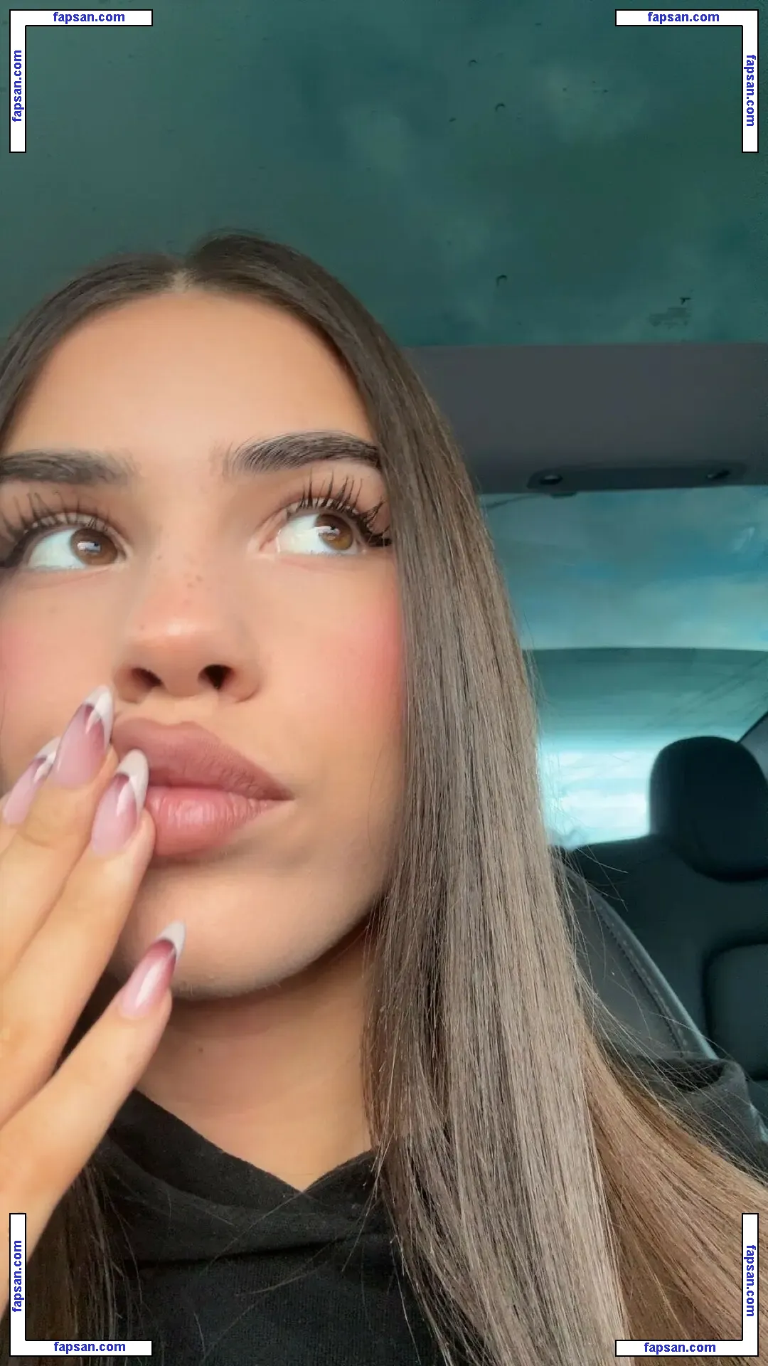 Leah Halton nude photo #0344 from OnlyFans