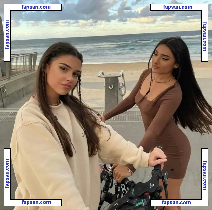 Leah Halton nude photo #0383 from OnlyFans