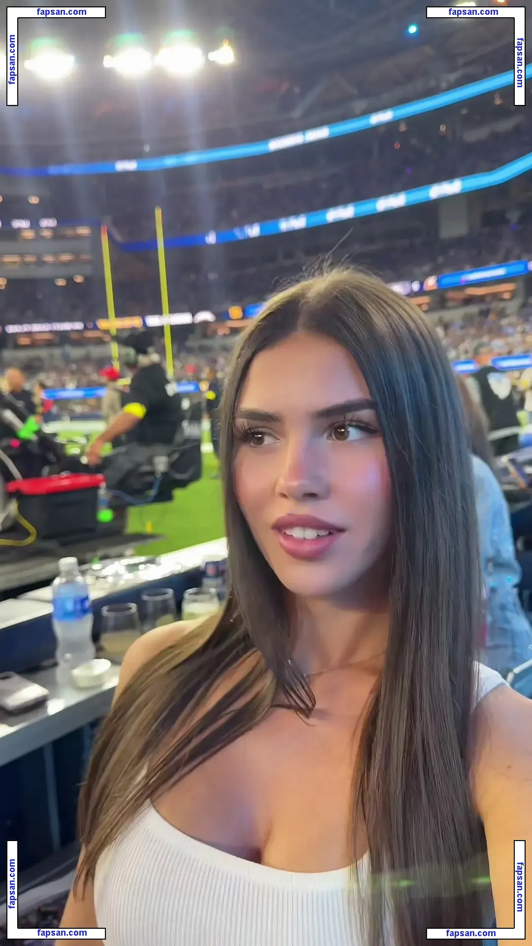 Leah Halton nude photo #0388 from OnlyFans