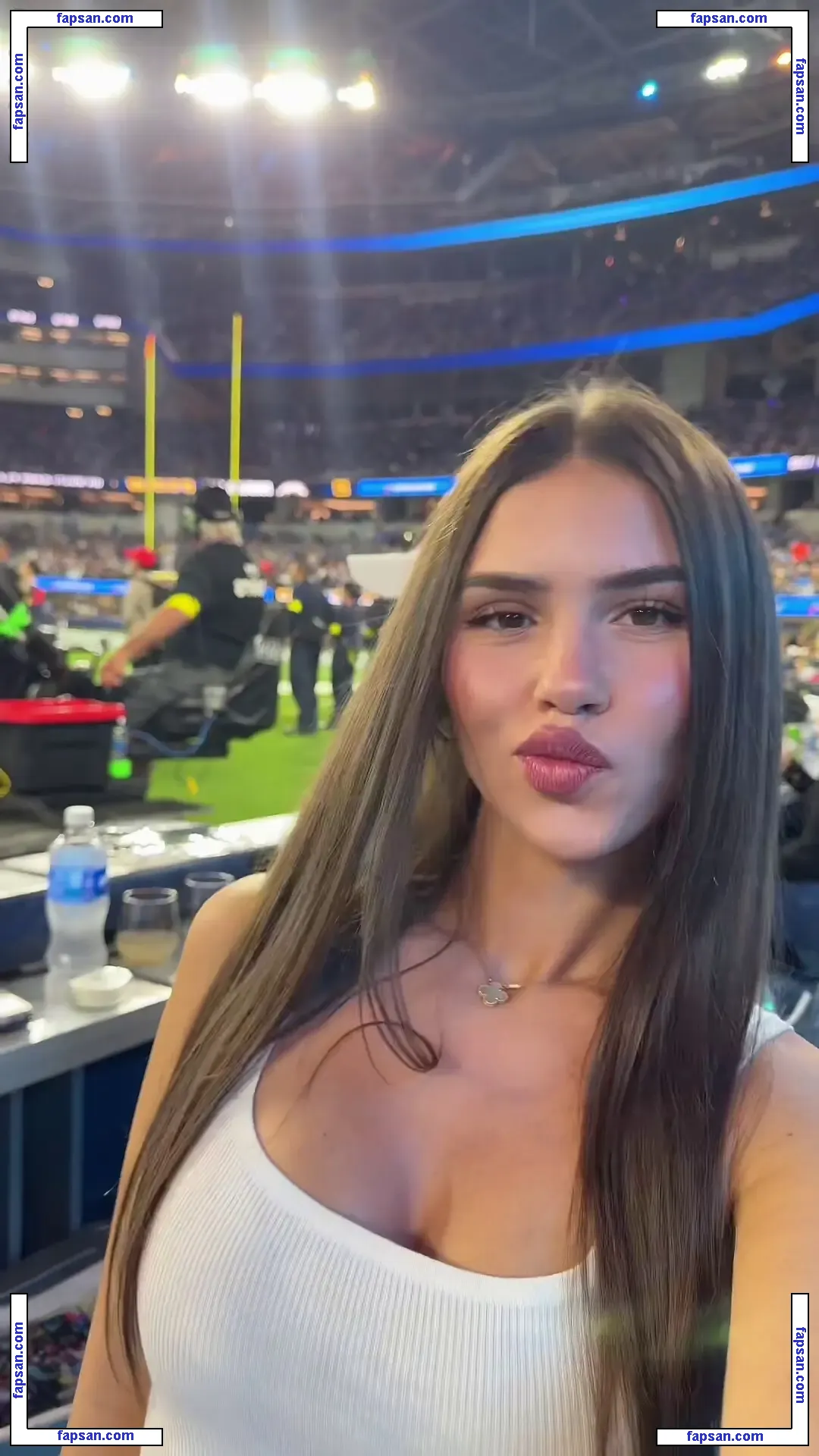 Leah Halton nude photo #0389 from OnlyFans