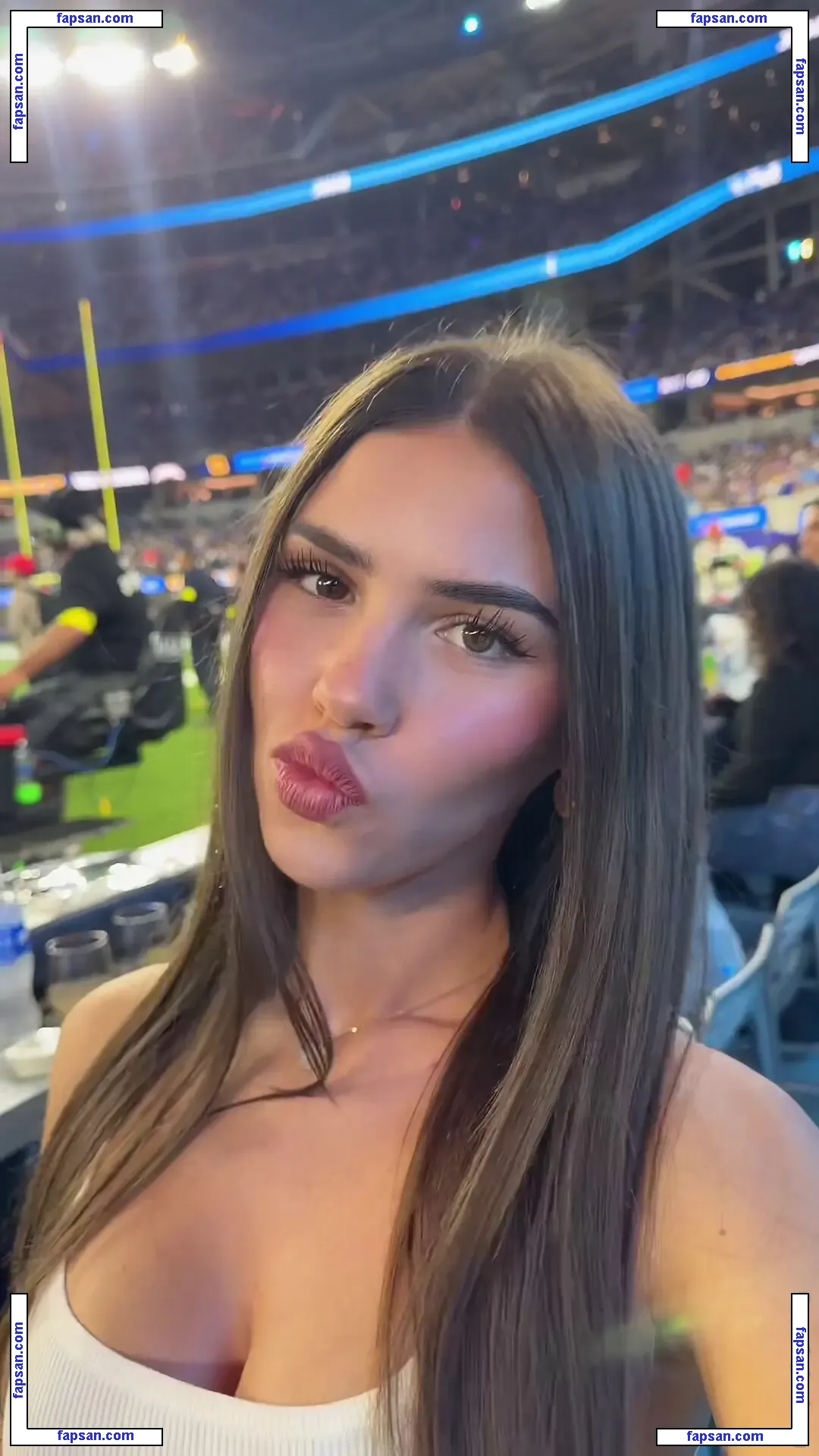 Leah Halton nude photo #0390 from OnlyFans