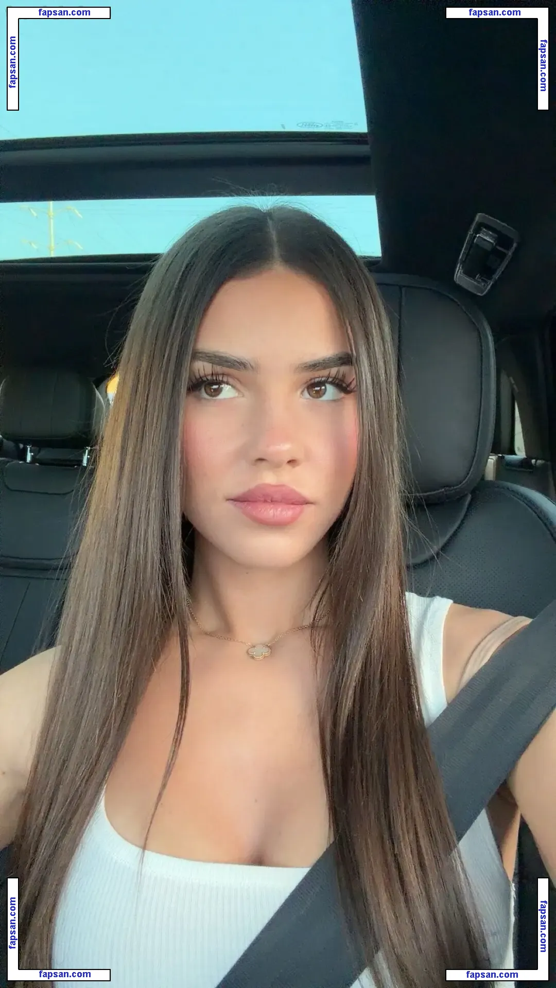 Leah Halton nude photo #0401 from OnlyFans