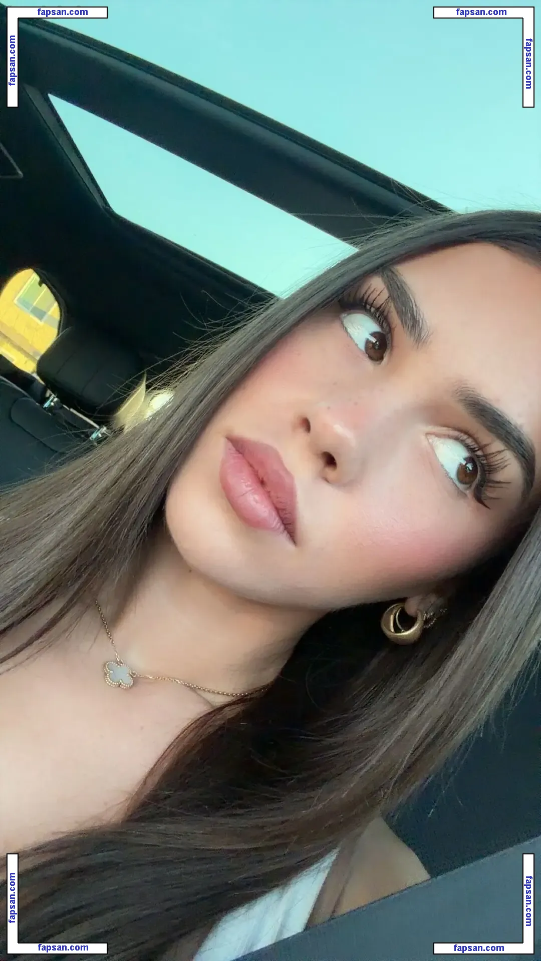 Leah Halton nude photo #0402 from OnlyFans