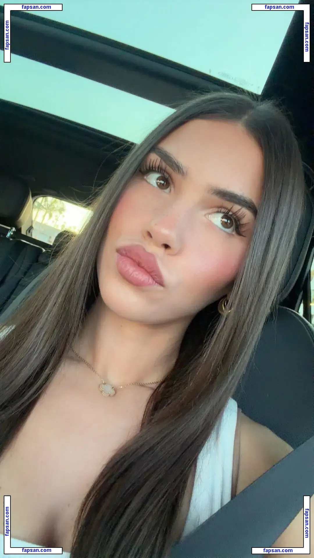 Leah Halton nude photo #0411 from OnlyFans